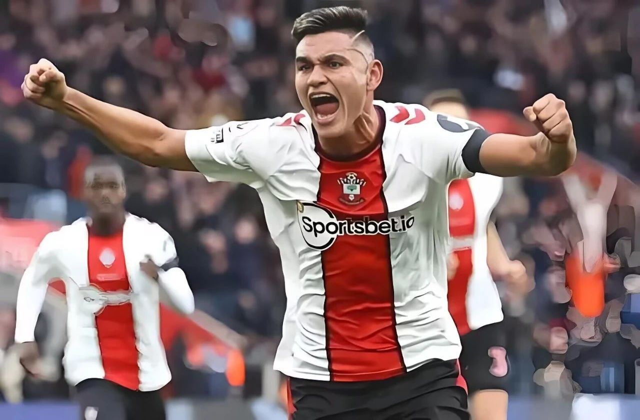 多宝彩票-南安普顿客场逆转胜利，开门红的简单介绍