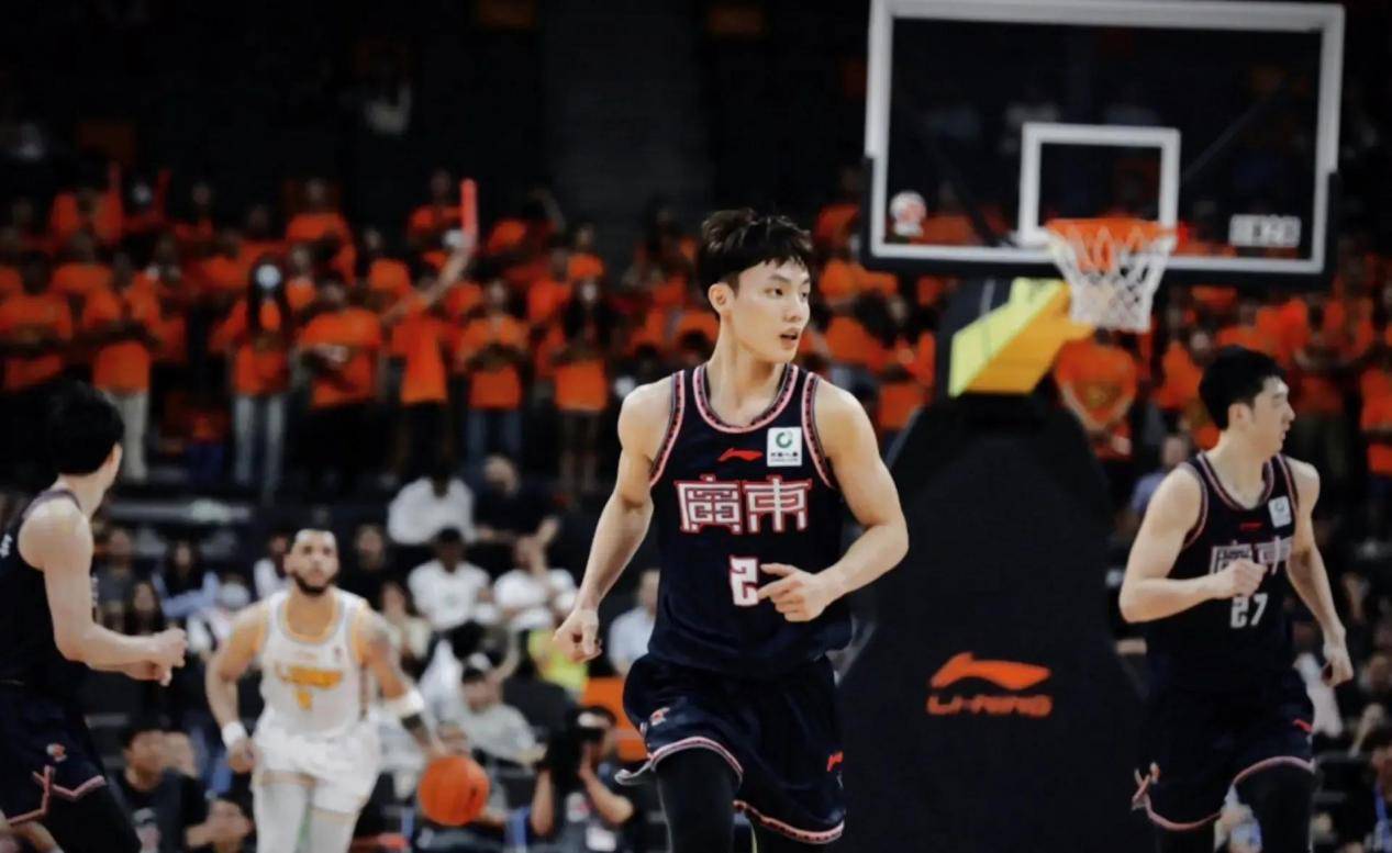 亚洲巨星再次获得国际篮坛荣誉