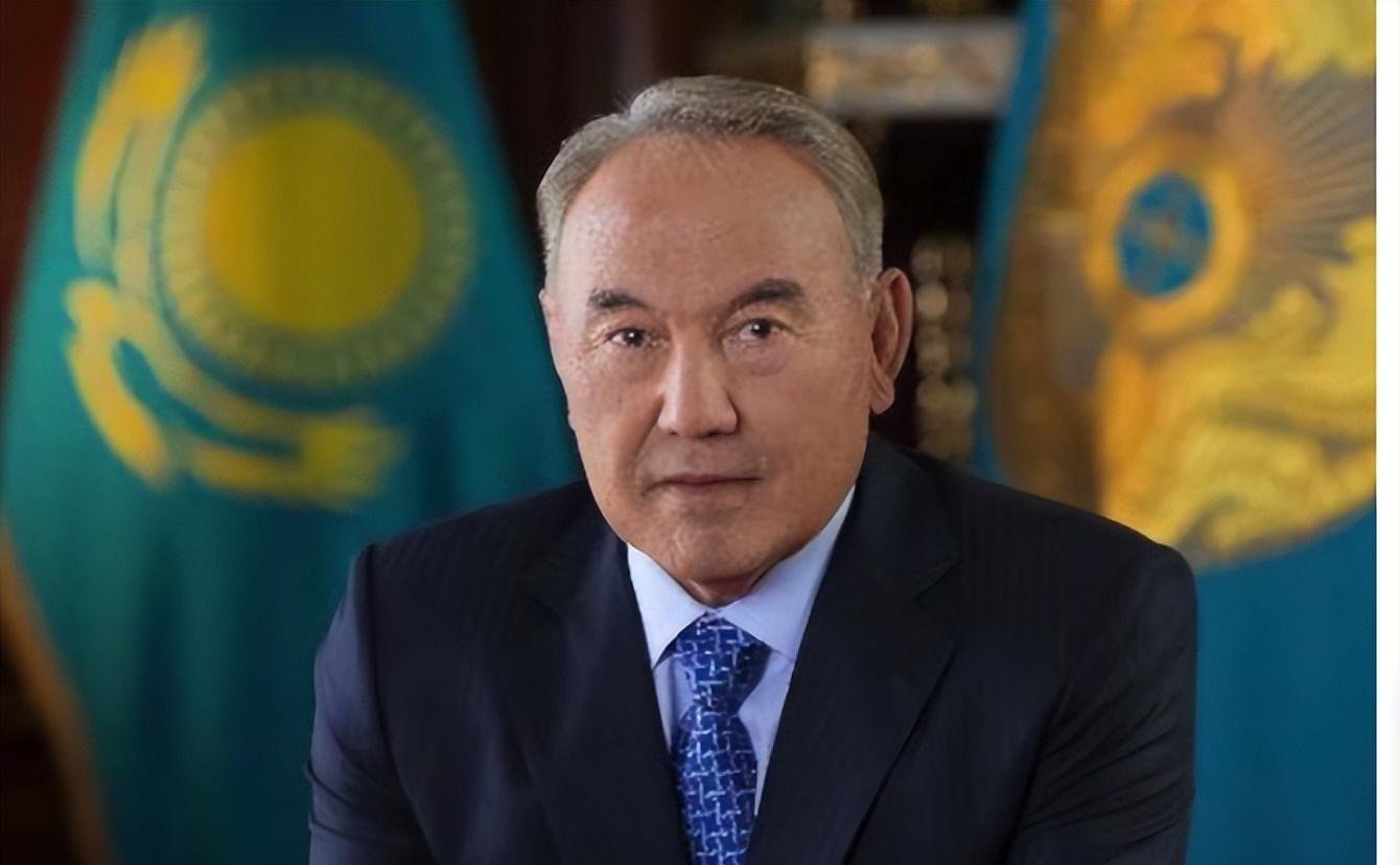 包含亚美尼亚队全力以赴，哈萨克斯坦遭逢失败的词条