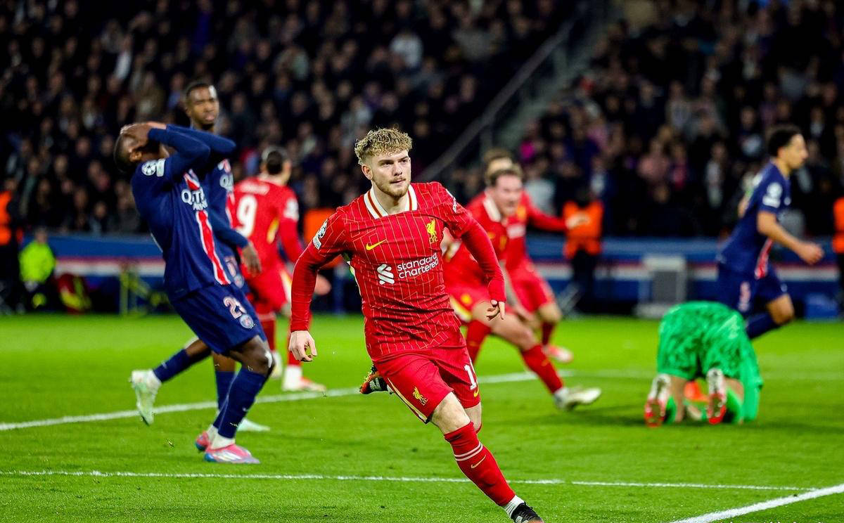 DB游戏-利物浦迎战拜仁，谁能在赛场上占据优势？