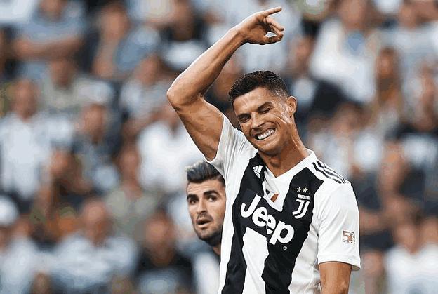 尤文图斯大胜那不勒斯，豪取七连胜刷新纪录