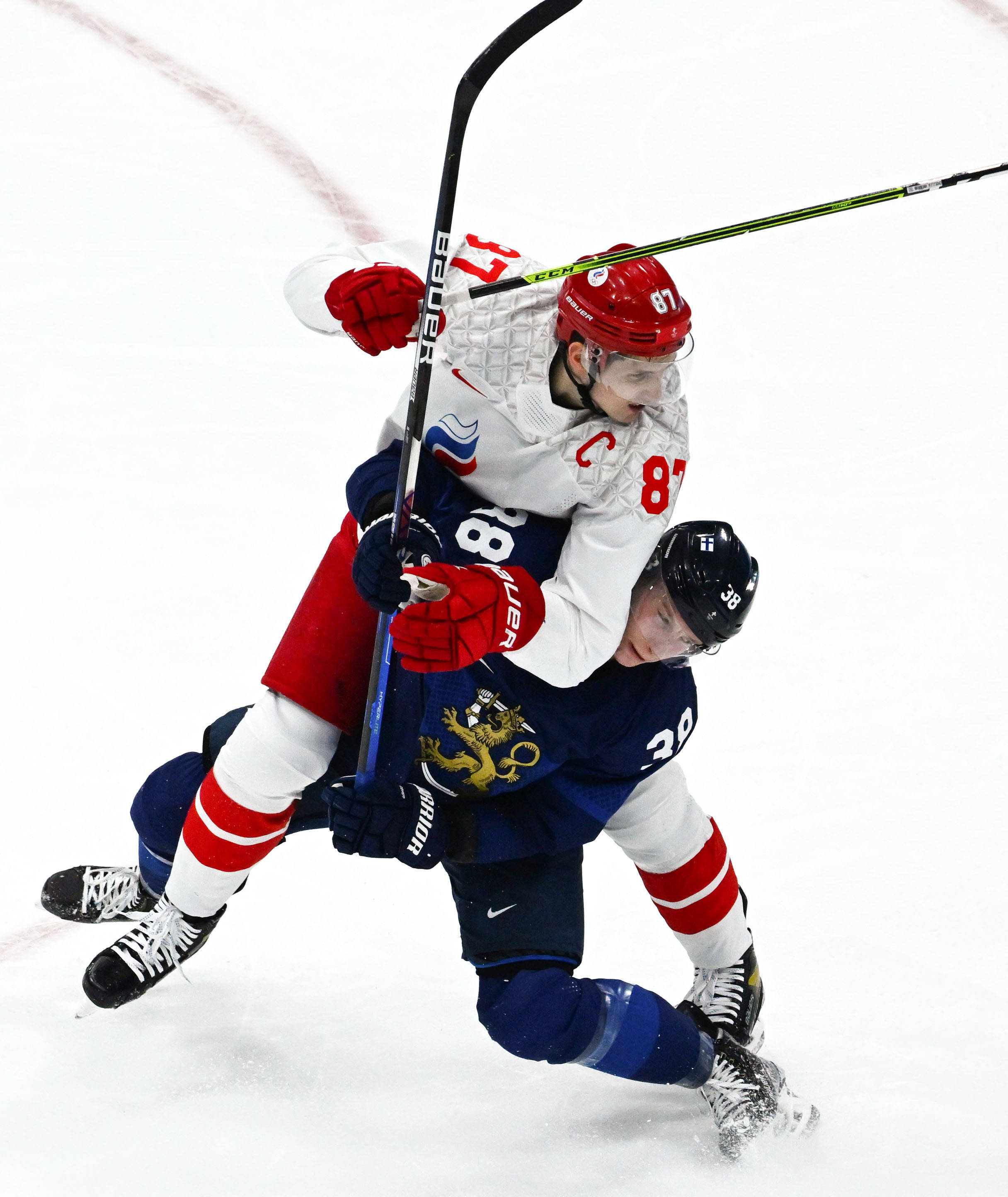 DB彩票试玩-瑞典选手表现亮眼获得冰球比赛第三