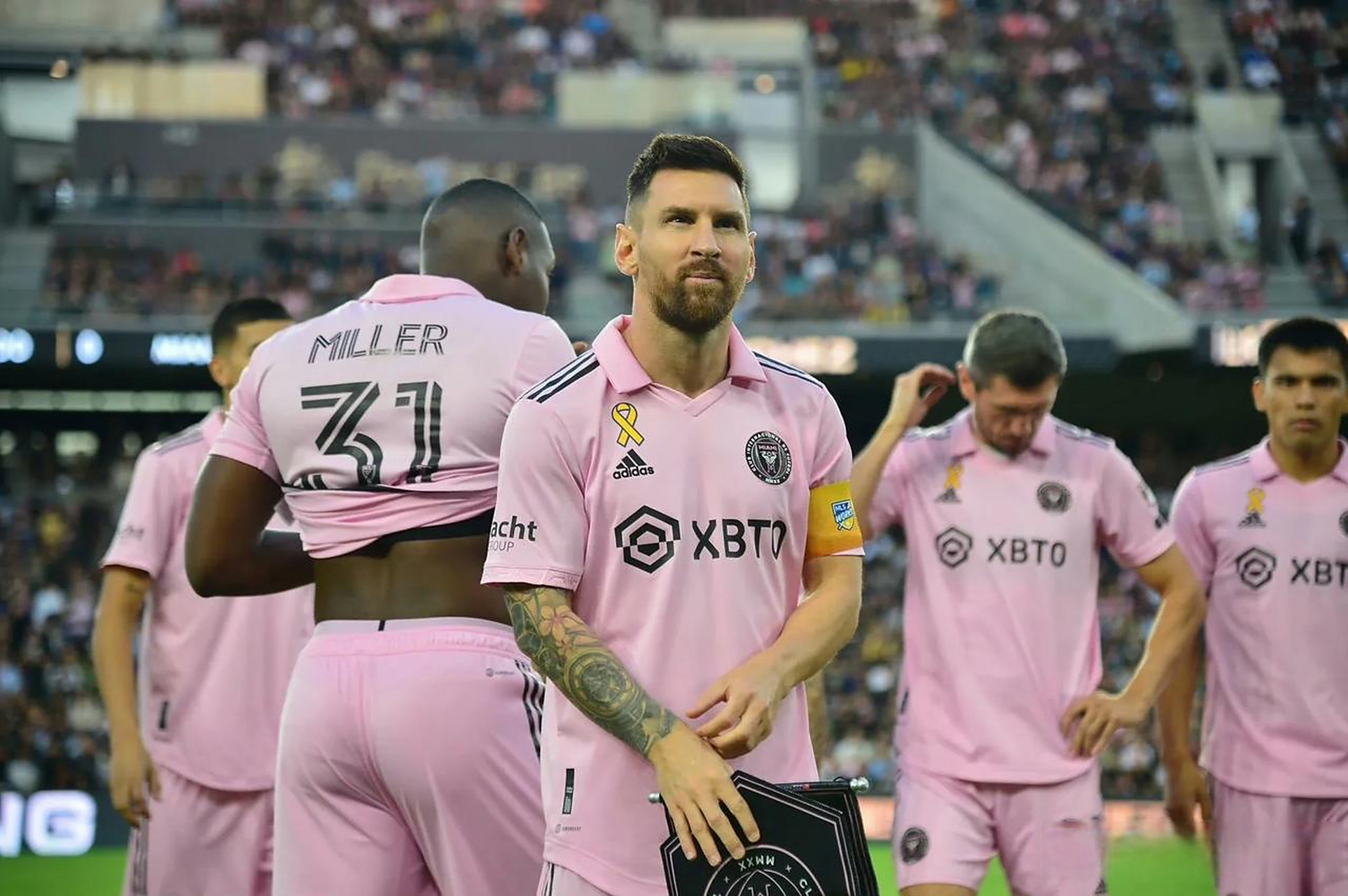 DB彩票官网-皇马客场送别曼联，欧冠强梦碎的简单介绍