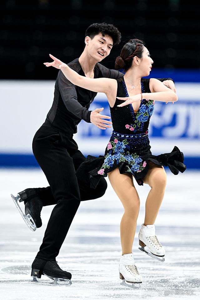 瑞士队成功卫冕冬季运动双人滑金牌的简单介绍